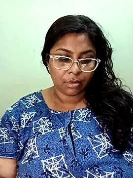 Snapshot of zara-mallus chatting on September 23, 9:24 pm zara-mallus online show from September 23, 9:24 pm