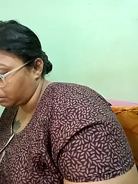 Snapshot of zara-mallus chatting on September 21, 7:01 pm zara-mallus online show from September 21, 7:01 pm