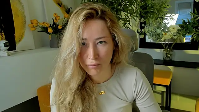 AstraMonroe online show from October 8, 7:46 am