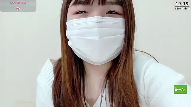 mana-chan online show from December 1, 10:19 am