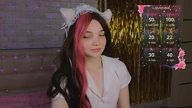 AnimeAlica18 online show from December 4, 2:47 am