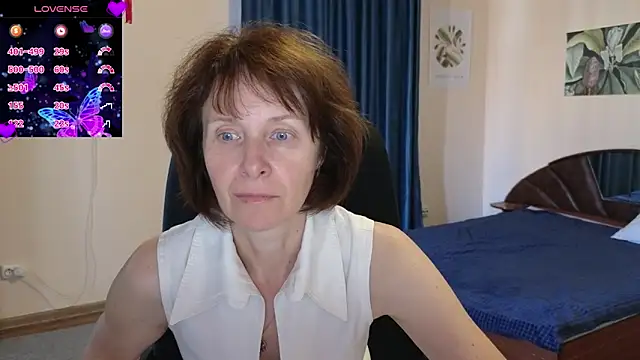 Lia Tito online show from September 13, 5:26 am