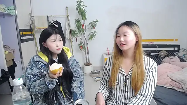 Babygirls523 online show from October 20, 2:53 pm