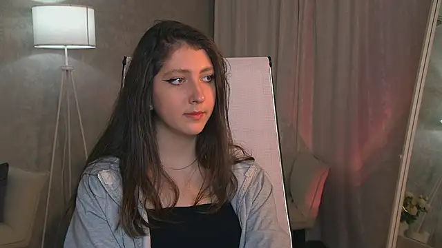 Snapshot of Mary_Miiller chatting on September 18, 10:47 am Mary Miiller online show from September 18, 10:47 am