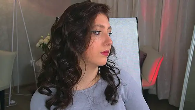 Snapshot of Mary_Miiller chatting on October 3, 9:47 am Mary Miiller online show from October 3, 9:47 am