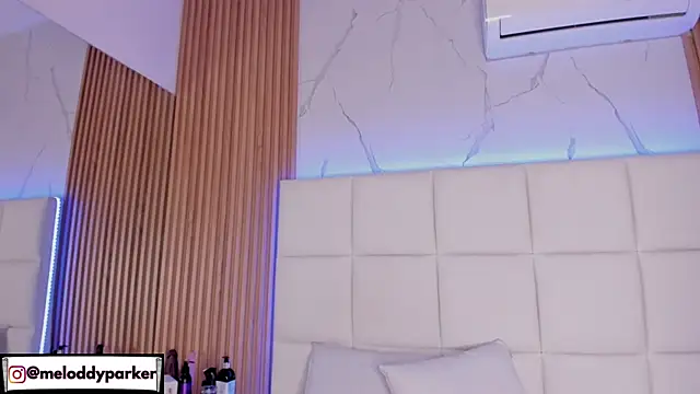 Meloddy Parkerr  online show from February 28, 1:16 am