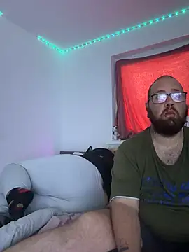 mrandmrsdarkside online show from April 28, 6:23 pm