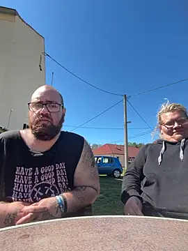 mrandmrsdarkside online show from April 23, 11:50 am