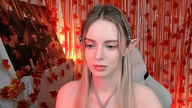 JuliaBrewwer online show from October 27, 11:50 am