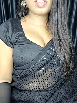 Webrowncouple online show from September 8, 4:28 pm