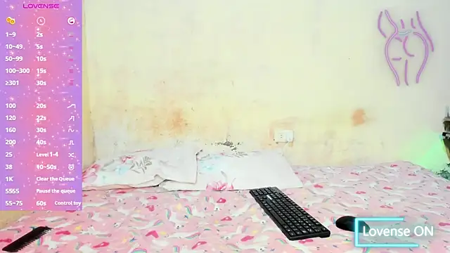 Snapshot of xxxEmmaxx chatting on September 28, 3:57 am xxxEmmaxx online show from September 28, 3:57 am