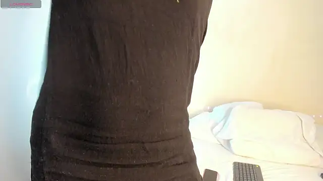 Snapshot of Katty__Rousse chatting on October 8, 9:41 pm Katty  Rousse online show from October 8, 9:41 pm