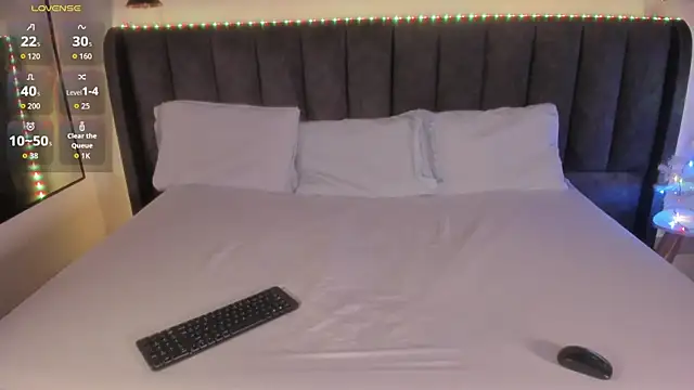 Sophie Smith19  online show from December 17, 4:11 pm