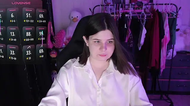AmyVibess online show from June 27, 6:03 pm