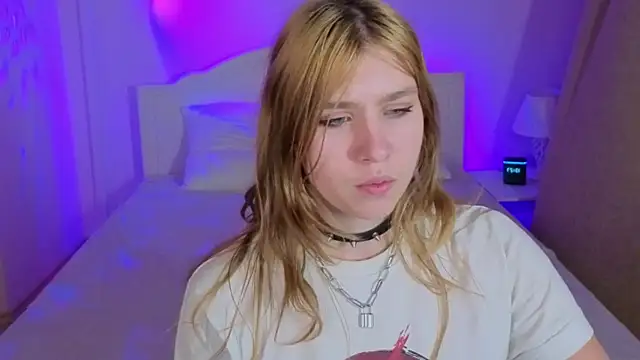 Iris Rain online show from November 16, 10:26 am