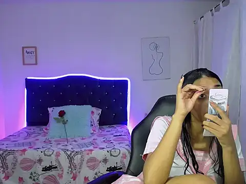 starandheart online show from October 19, 7:54 am