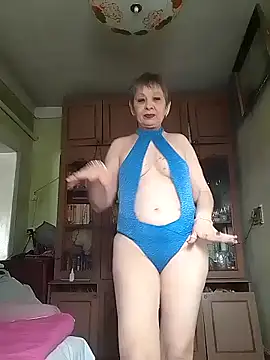 Rose60301 online show from April 18, 11:35 am