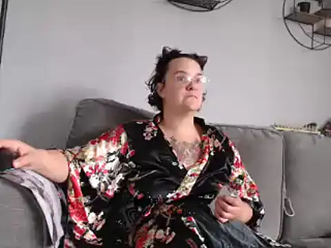 DadoTigresse online show from November 6, 2:23 pm