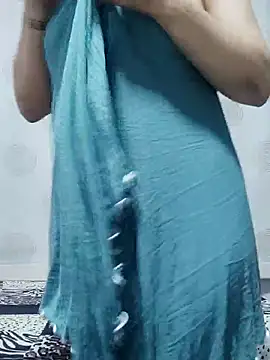 Snapshot of linakhalifa chatting on October 12, 2:25 am linakhalifa online show from October 12, 2:25 am