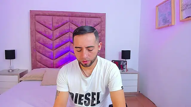 Lushian  online show from February 13, 3:46 pm