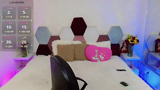 kushina uzumaki75 online show from November 9, 6:04 pm