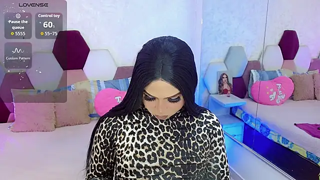 Snapshot of kushina_uzumaki75 chatting on October 15, 6:49 am kushina uzumaki75 online show from October 15, 6:49 am