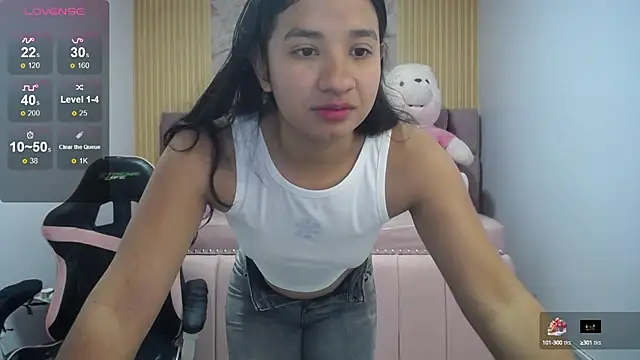 Snapshot of Irina_evans_s1 chatting on September 29, 4:45 pm Irina evans s1 online show from September 29, 4:45 pm