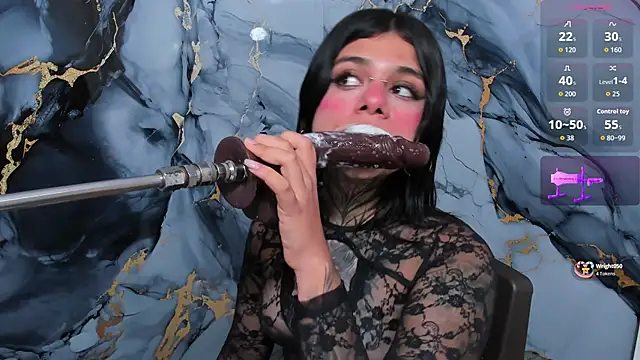 Emily Evo online show from November 9, 9:55 pm