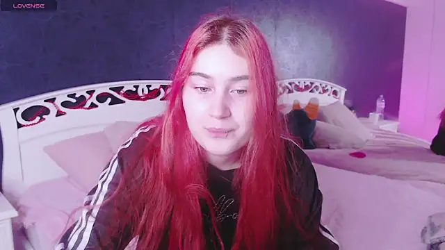 Lili Luuu online show from January 17, 3:08 pm