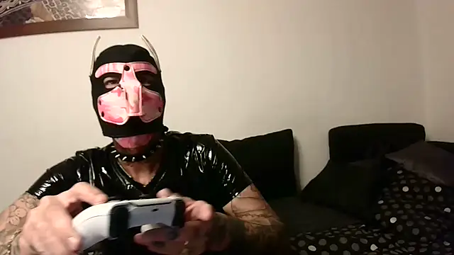 soumisdeblake83 online show from September 19, 8:30 pm