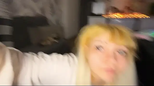 nikoli naw online show from April 12, 7:27 pm