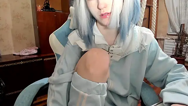 kioshi kiss online show from October 6, 7:29 pm