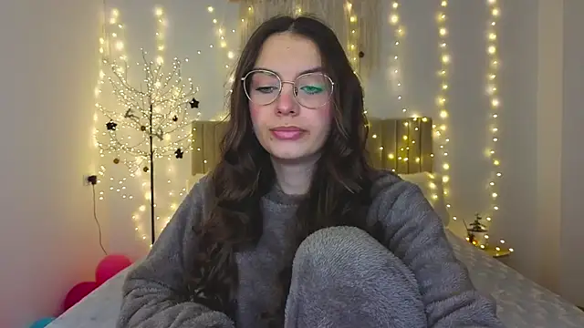 Real cutie1 online show from January 12, 1:38 pm