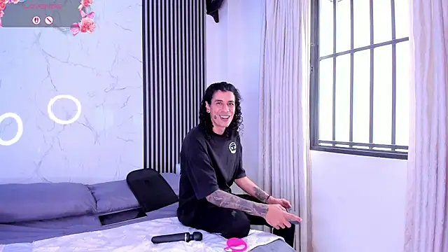 JackAndRosse  online show from February 17, 2:05 pm