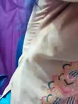 Snapshot of Reeta-rani chatting on October 4, 4:18 am Reeta-rani online show from October 4, 4:18 am