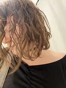 lucy-joy online show from November 5, 12:32 pm