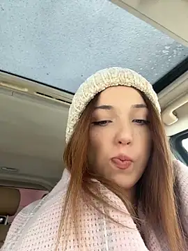 DollyTall online show from December 16, 7:14 am