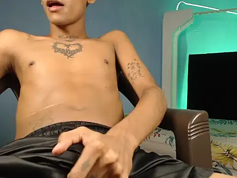 gabo hotboy online show from November 7, 4:18 am