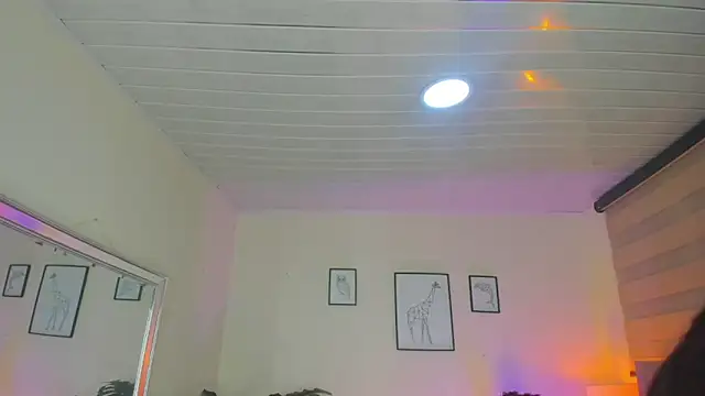 LusyKitty online show from October 20, 3:15 pm