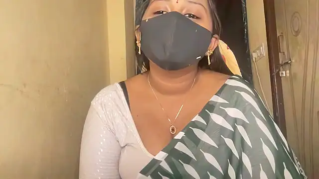 Pavani-Sexy online show from March 1, 6:40 pm