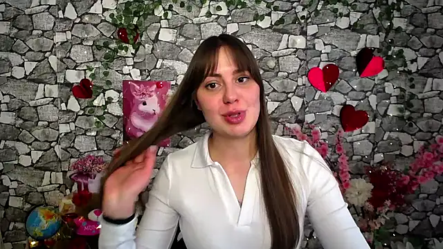 Amanda Bright  online show from February 4, 12:52 pm