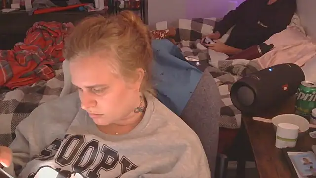 Snapshot of Sexyblonde12344 chatting on September 13, 1:02 am Sexyblonde12344 online show from September 13, 1:02 am