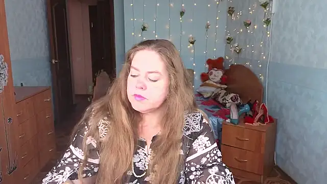 Audrey Aura online show from September 17, 5:49 am