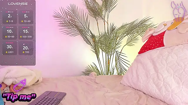 Hadid Jimenez  online show from November 7, 10:25 pm