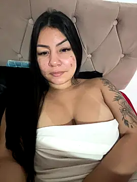 Snapshot of julianamascarada chatting on September 18, 12:37 pm julianamascarada online show from September 18, 12:37 pm