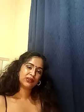 cute indianxo online show from March 28, 8:08 pm