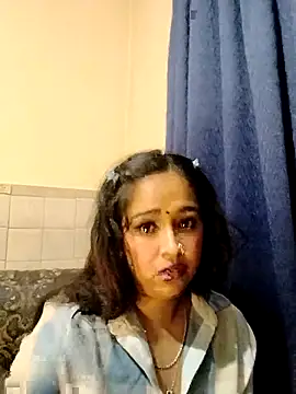 cute indianxo online show from April 23, 5:59 pm