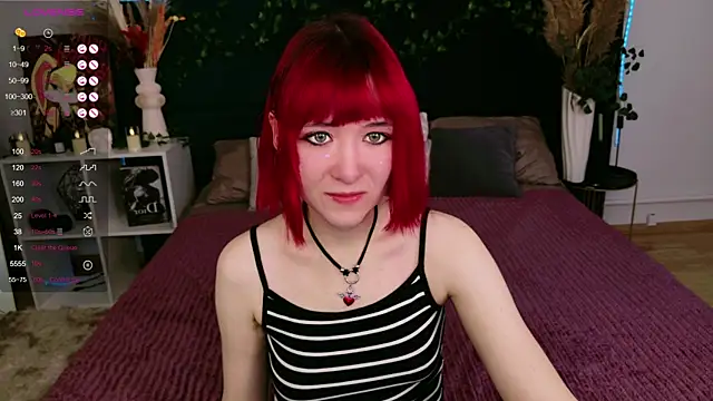 Snapshot of Ketrin_Jones chatting on October 17, 4:59 am Ketrin Jones online show from October 17, 4:59 am