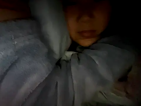 xena0501 online show from November 1, 6:45 pm