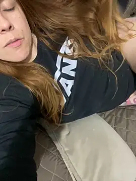 Lazinha18 online show from September 27, 3:47 am